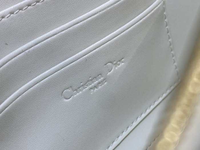 Dior Tote style 81 White 01A