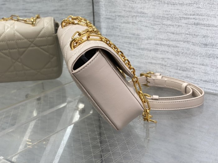 Dior Tote style 82 Beige 01A