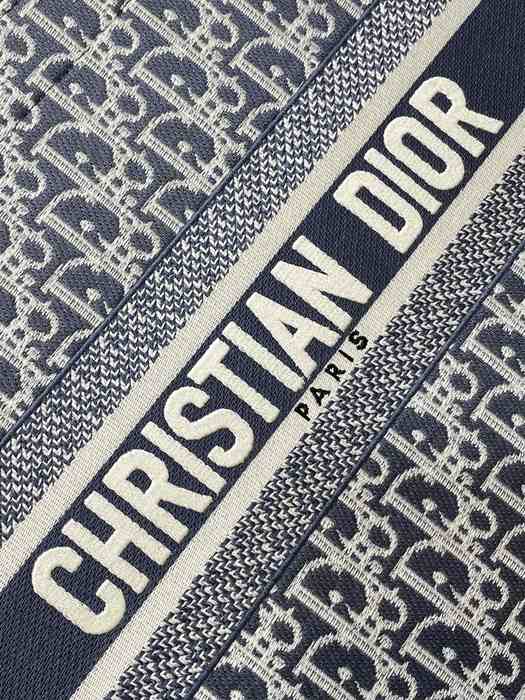 Dior Tote style 82 Navy 01A