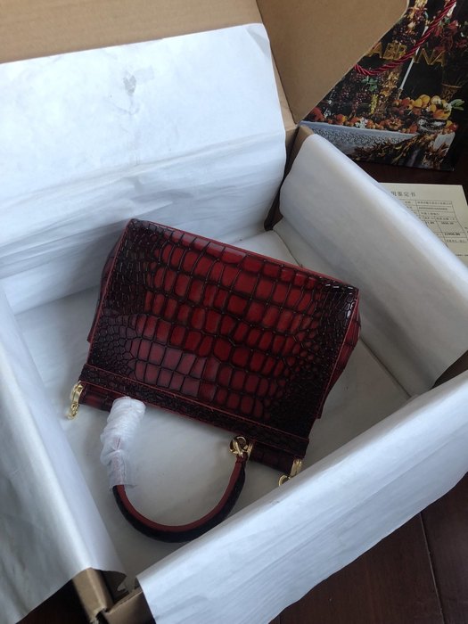 DolceGabbana DG 20cm HANDBAG color 95A