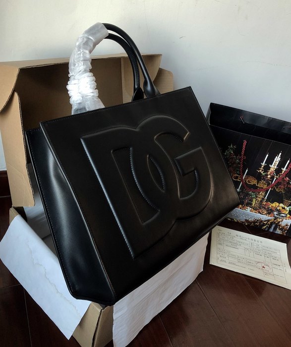 DolceGabbana DG 37CM HANDBAG color 93A