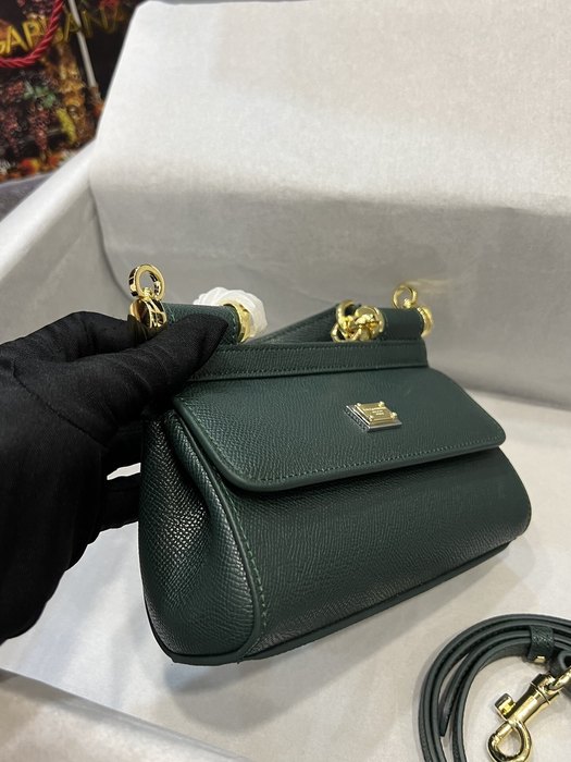 DolceGabbana Elegant Tote Green 01A