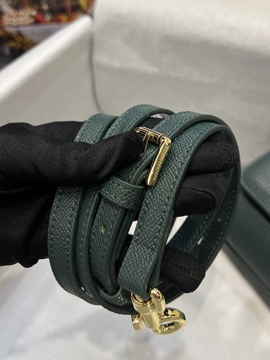 DolceGabbana Elegant Tote Green 01A