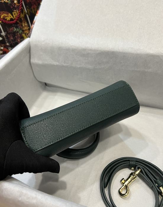 DolceGabbana Elegant Tote Green 01A