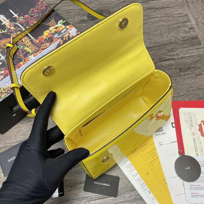 DolceGabbana Tote Bag with Elegant Design Black 01A 2