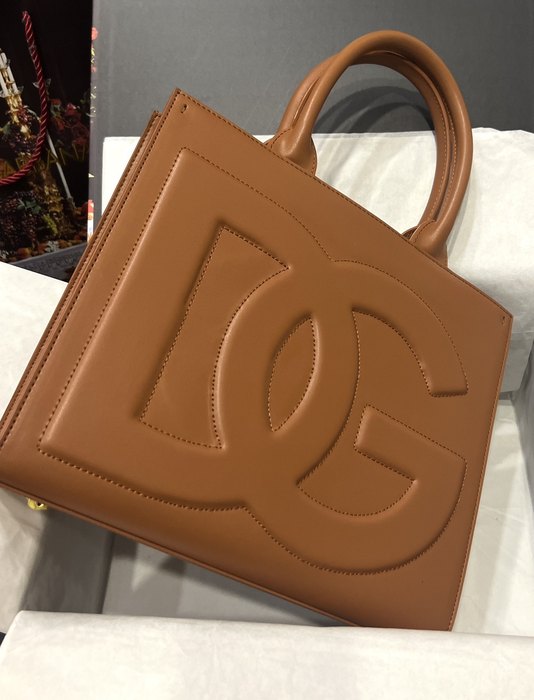 DolceGabbana Tote Bag with sleek design Tan 01A