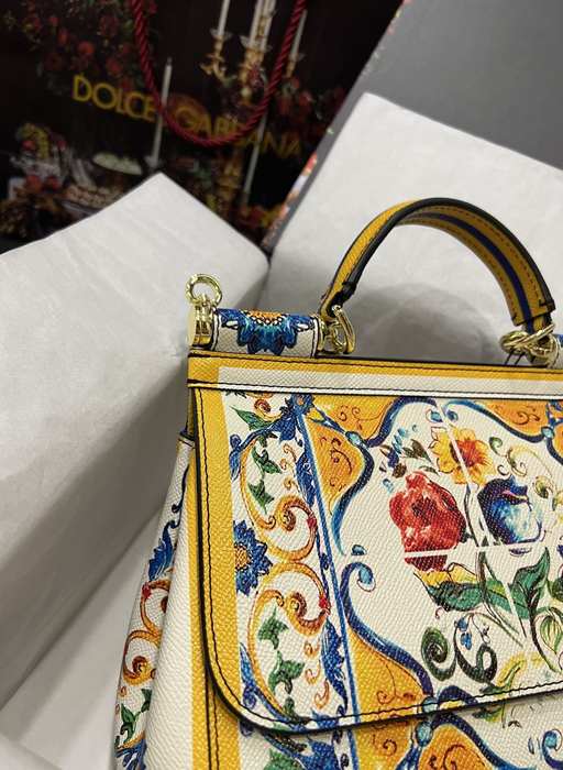 DolceGabbana Tote bag with floral design traits Beige 01A