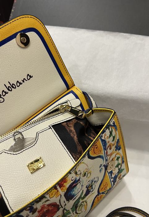 DolceGabbana Tote bag with floral design traits Beige 01A