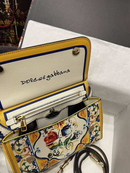 DolceGabbana Tote bag with floral design traits Beige 01A