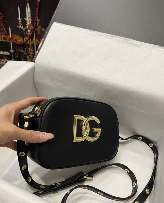 DolceGabbana Tote bag with sleek design Beige 01A