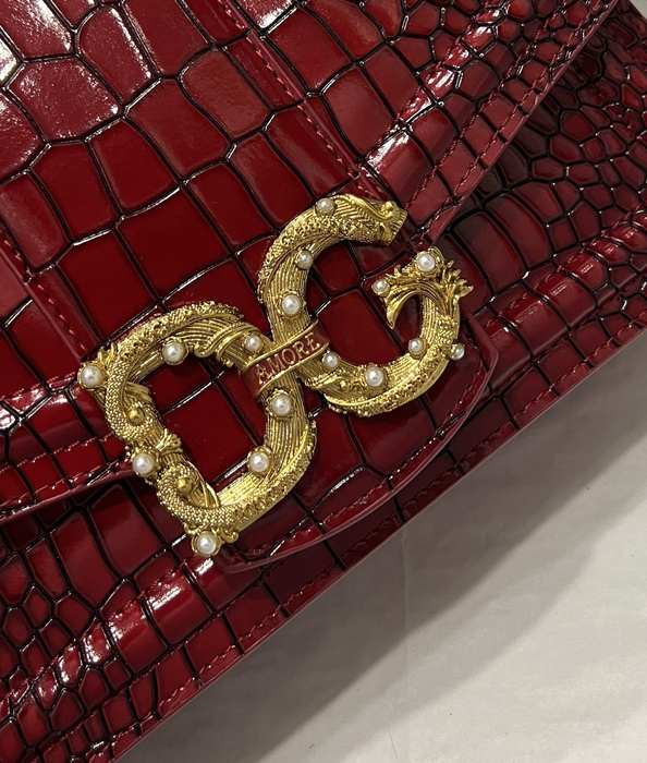 DolceGabbana Tote bag with sleek lines Red 01A