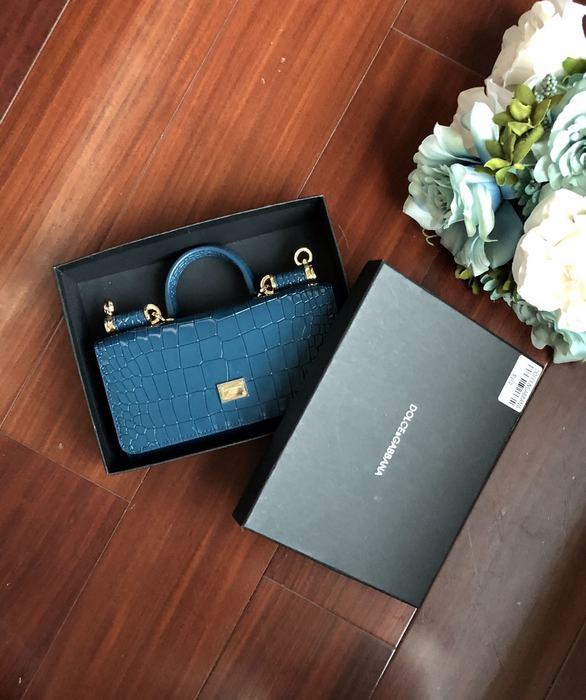 DolceGabbana Tote bag with stylish features Blue 01A