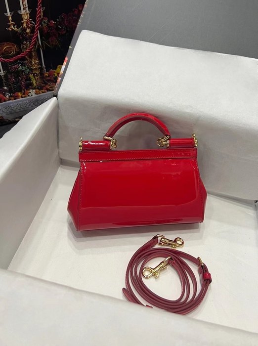 DolceGabbana Tote bag with stylish features Red 01A