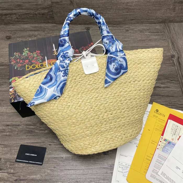 DolceGabbana Tote bag with stylish traits Beige 01A