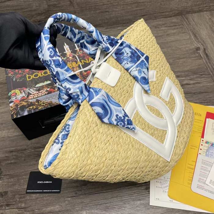 DolceGabbana Tote bag with stylish traits Beige 01A