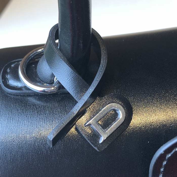 DolceGabbana Tote bag with stylish traits Black 01A