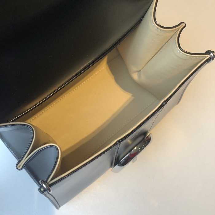 DolceGabbana Tote bag with stylish traits Black 01A