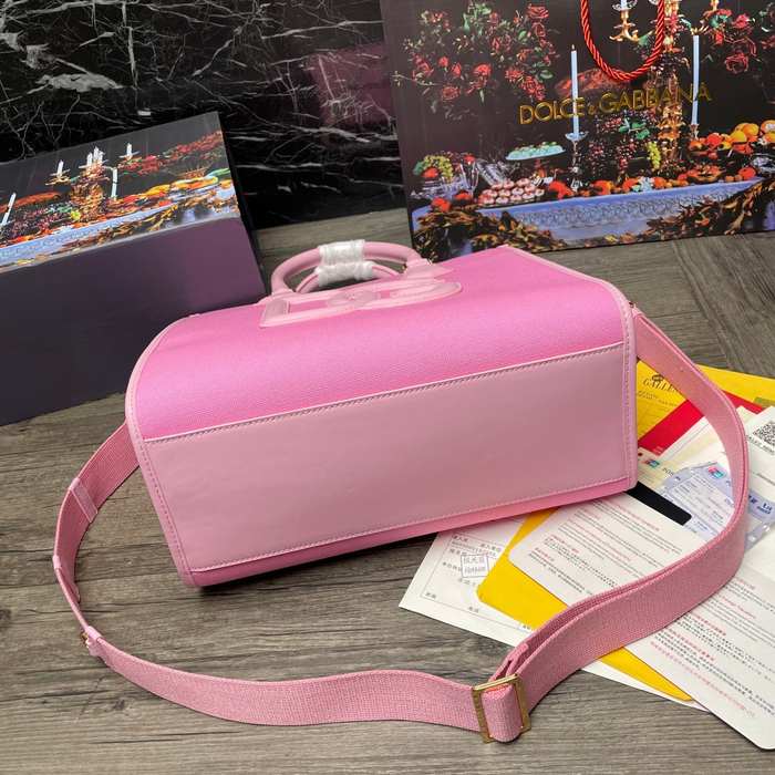 DolceGabbana Tote bag with stylish traits Blue 01A 3