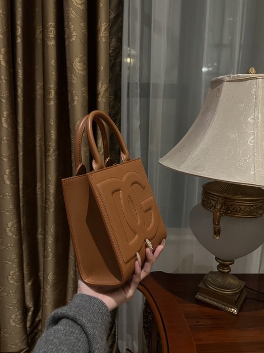 DolceGabbana Tote style 04 Tan 01A