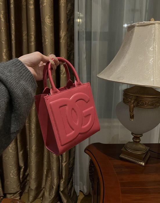 DolceGabbana Tote style 04 Tan 01A