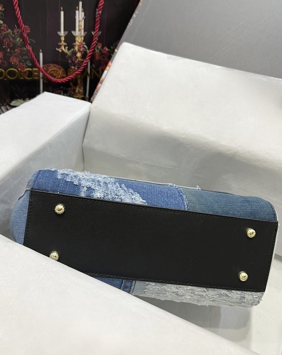 DolceGabbana Tote style 26 Blue 01A