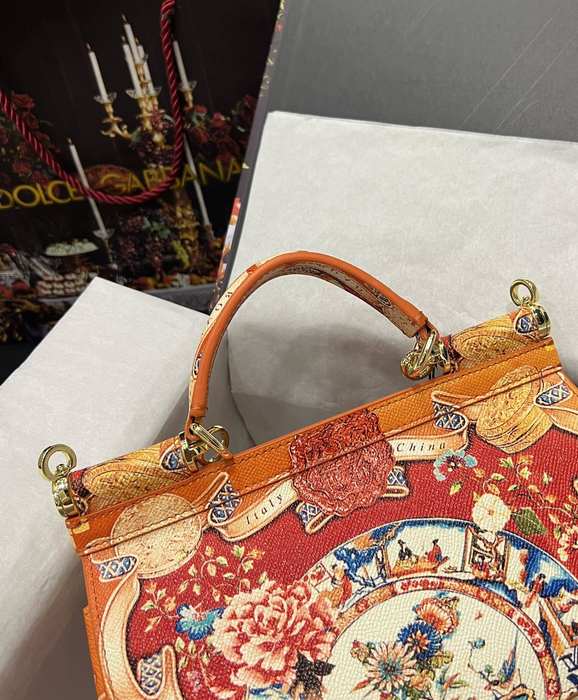 DolceGabbana Tote style 67 Beige 01A