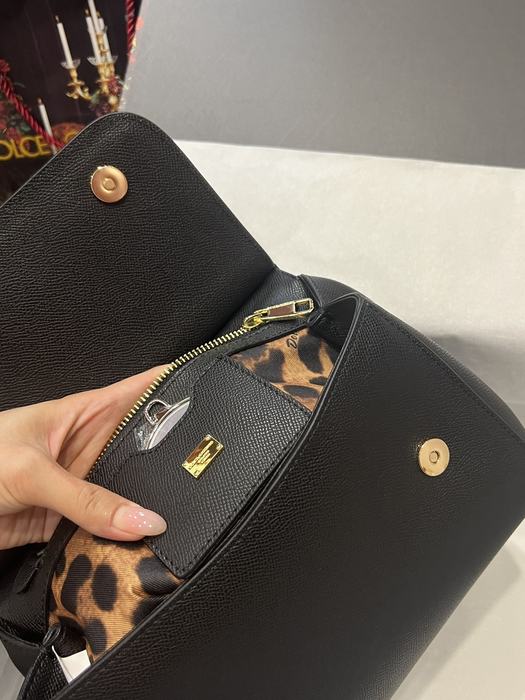 DolceGabbana Tote with elegant features Blue 01A