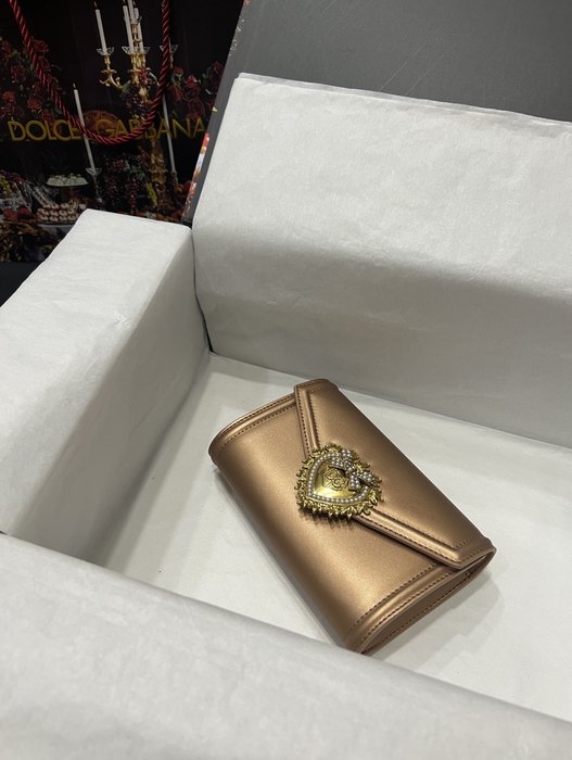 DolceGabbana Tote with elegant features Tan 01A