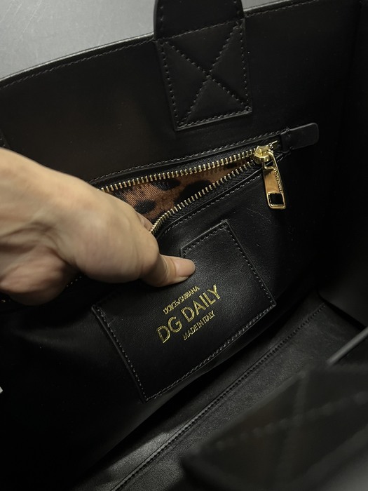 DolceGabbana Tote with floral accent Black 01A