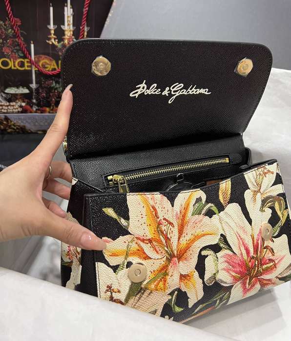 DolceGabbana Tote with floral design traits Yellow 01A