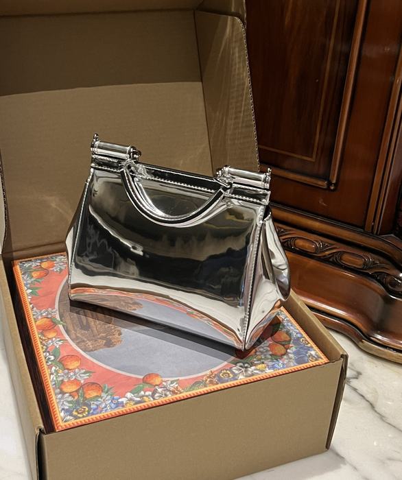 DolceGabbana Tote with sleek silhouette Grey 01A