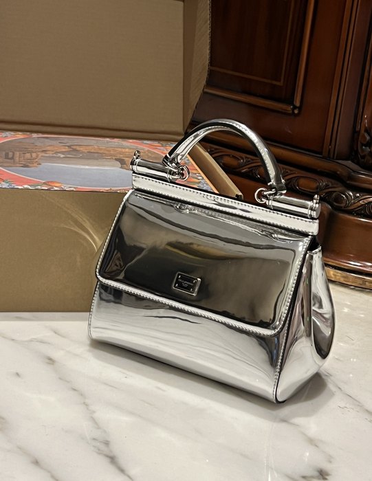 DolceGabbana Tote with sleek silhouette Grey 01A