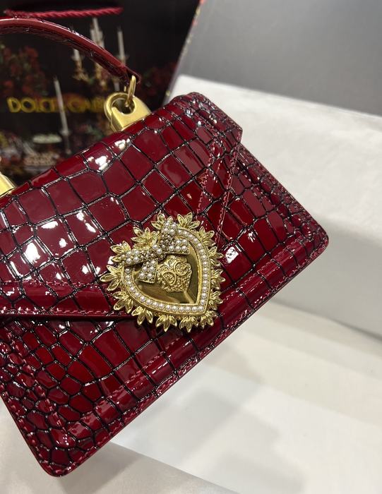 DolceGabbana Tote with stylish features Red 01A 2