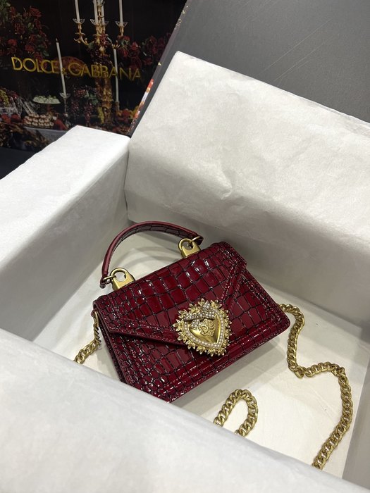 DolceGabbana Tote with stylish features Red 01A 2