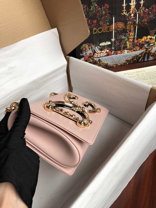 DolceGabbana Tote with stylish features Red 01A 3