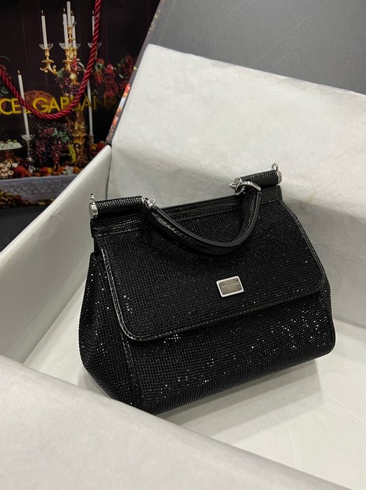 DolceGabbana Tote with stylish features Red 01A