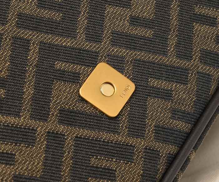 Fendi 6607 color 110A