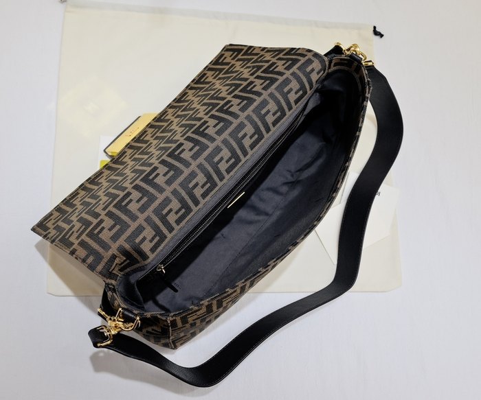 Fendi 8957 color 58A