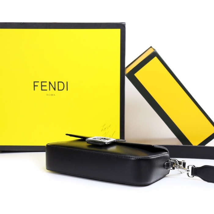 Fendi Tote Bag Black 01A 2