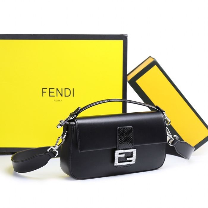 Fendi Tote Bag Black 01A 2