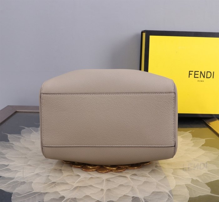 Fendi Tote Bag with Chic Design Black 01A