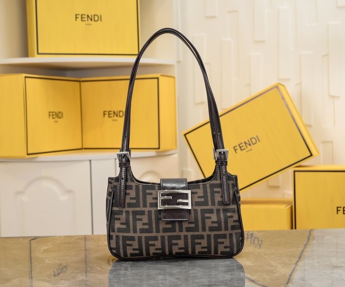 Fendi Tote Bag with stylish features Brown 01A 7