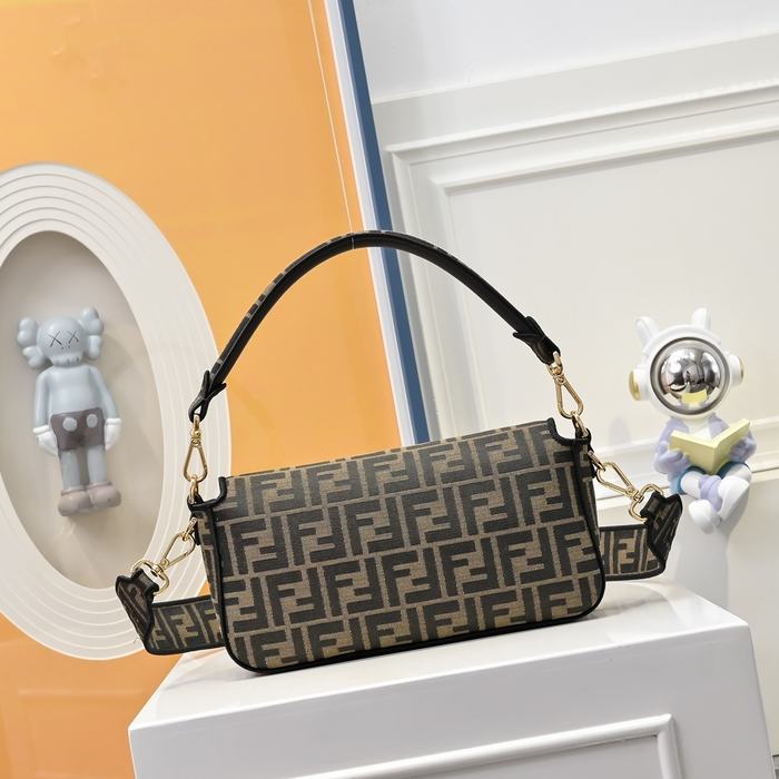 Fendi Tote Bag with stylish traits Brown 01A 2