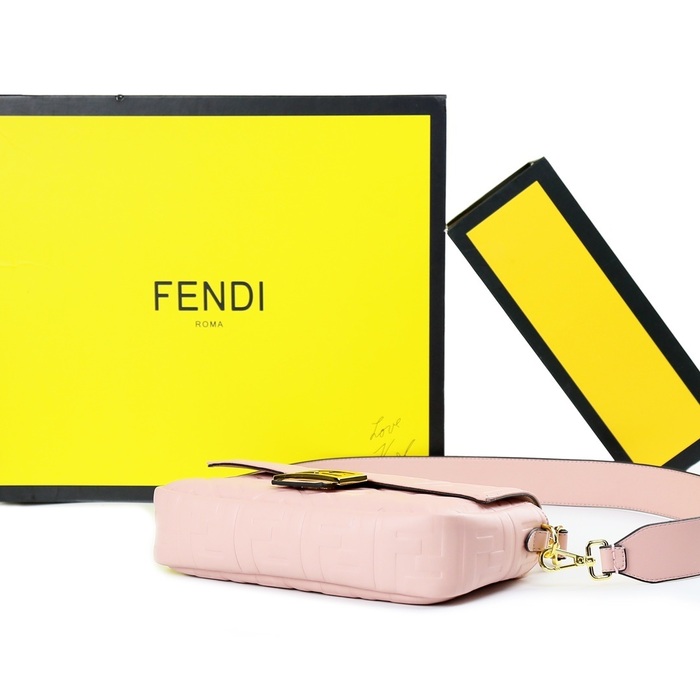 Fendi Tote bag with elegant design Black 01A