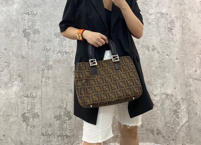 Fendi Tote bag with elegant structure Brown 01A