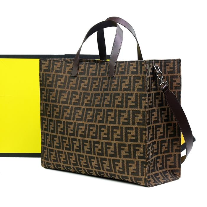 Fendi Tote bag with graphic accents Brown 01A