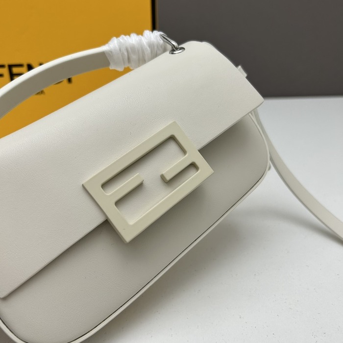 Fendi Tote bag with minimalist design traits Black 01A