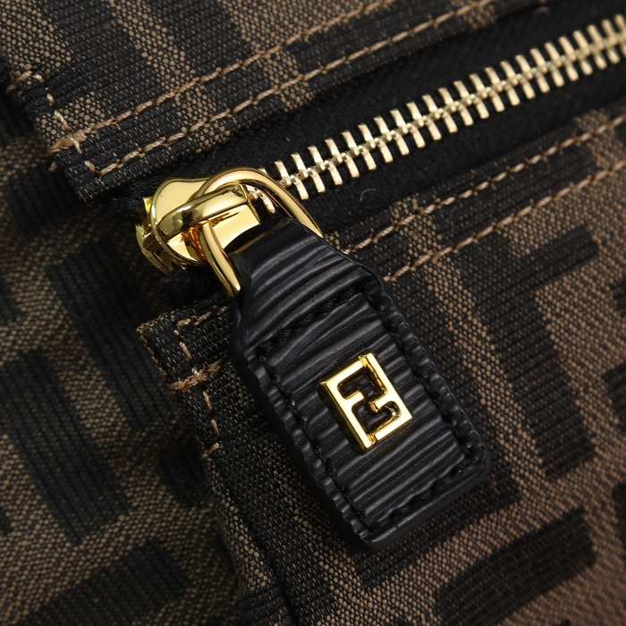 Fendi Tote bag with structured features Brown 01A