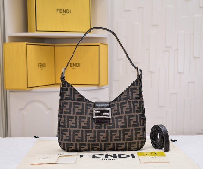 Fendi Tote bag with stylish design Brown 01A 3