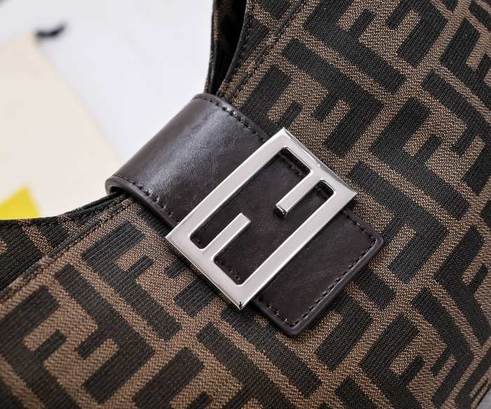 Fendi Tote bag with stylish design Brown 01A 3